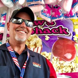 Meet your Posher, Christopher